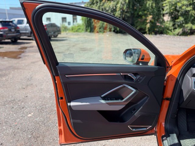 Used 2019 Audi Q3 2.0T Premium Plus AWD/4WD image 13
