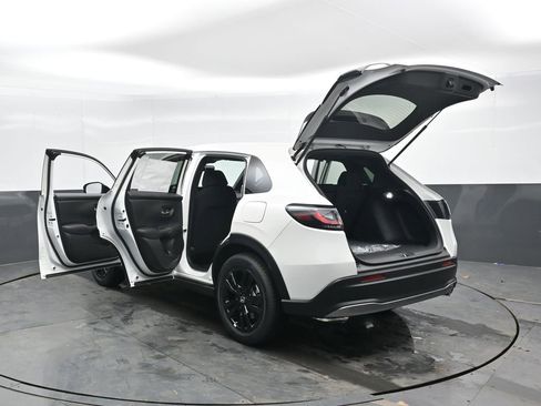 New 2026 Honda HR-V Sport image 42