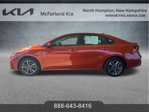 Used 2023 Kia Forte LXS image 3