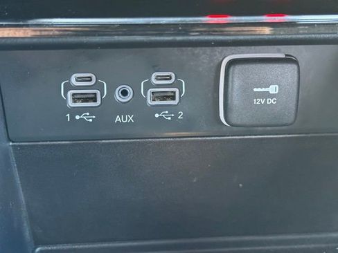 New 2025 Jeep Grand Cherokee Laredo w/ Trailer Tow Package image 25