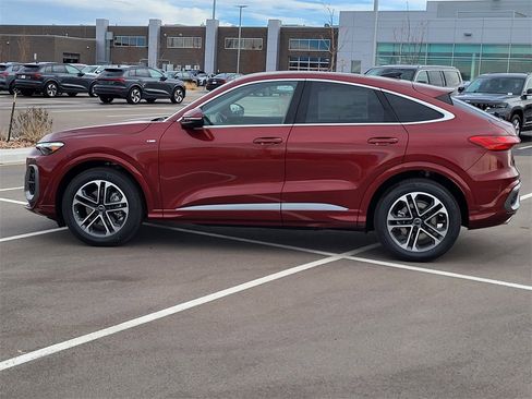 New 2025 Audi Q5 Prestige image 2