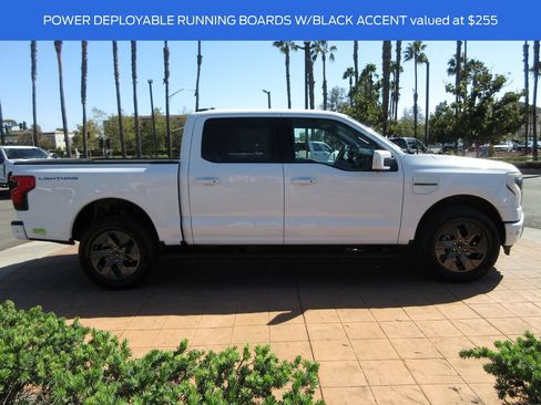 Used 2023 Ford F150 Lightning Lariat w/ Equipment Group 511A High AWD/4WD image 5