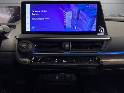 Used 2024 Toyota Prius XLE AWD/4WD image 15