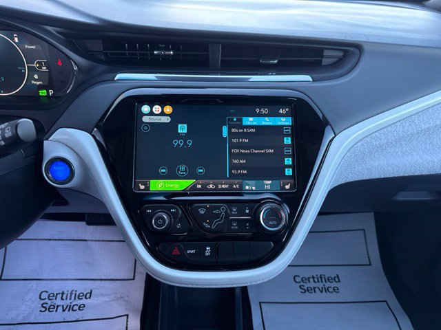 Used 2020 Chevrolet Bolt Premier w/ Infotainment Package FWD image 21