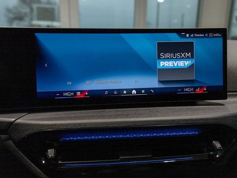 Used 2025 BMW 430i xDrive Coupe w/ M Sport Package image 28