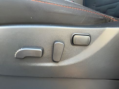 Certified 2025 Nissan Frontier PRO-4X AWD/4WD image 12