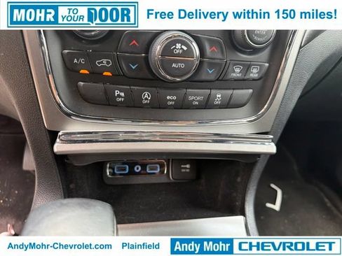 Used 2018 Jeep Grand Cherokee Laredo AWD/4WD image 19