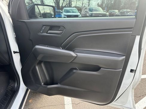 Used 2024 Chevrolet Colorado Trail Boss w/ Technology Package image 24