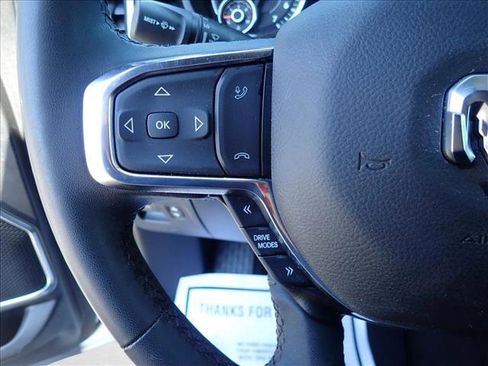 Used 2025 RAM 1500 Laramie AWD/4WD image 13
