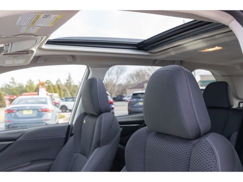 Used 2021 Subaru Forester Premium image 18