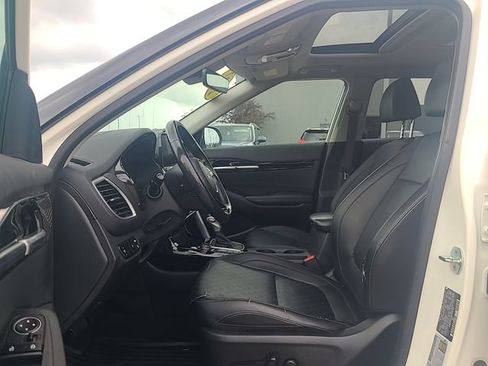 Used 2022 Kia Seltos SX w/ Sunroof Package AWD/4WD image 12