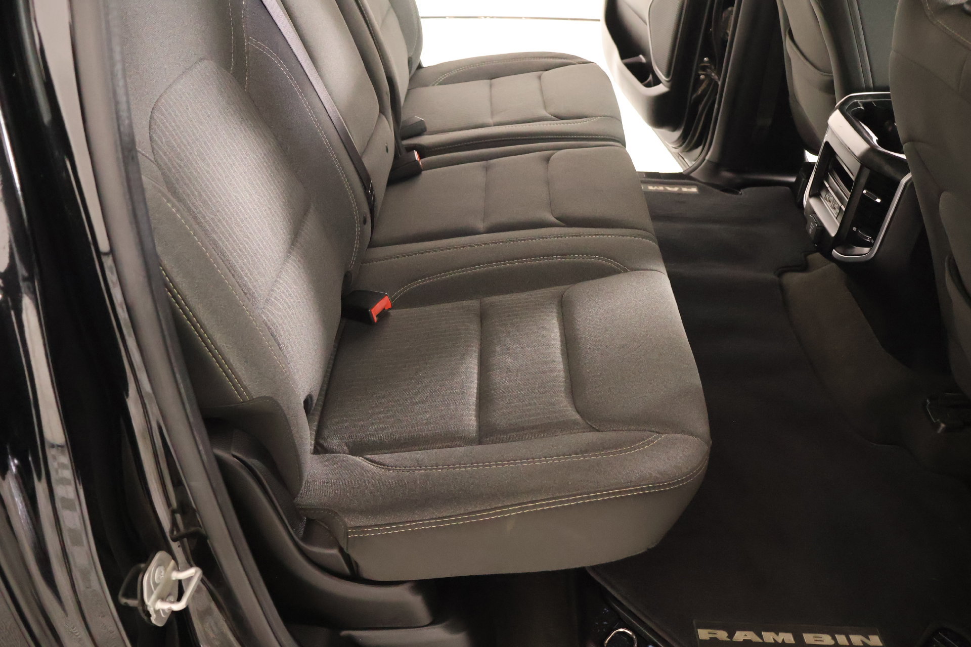Used 2020 RAM 1500 Big Horn AWD/4WD image 14