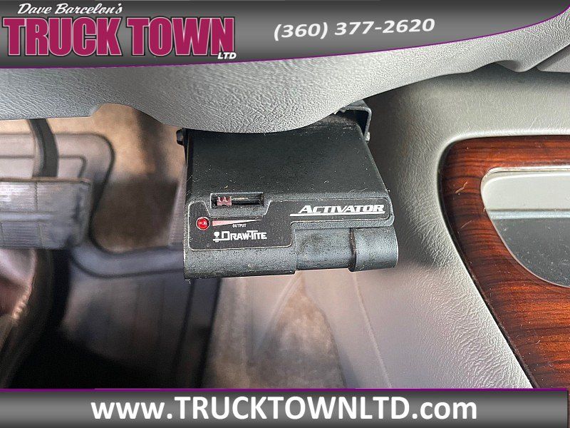 Used 1999 GMC Yukon Denali AWD/4WD image 22