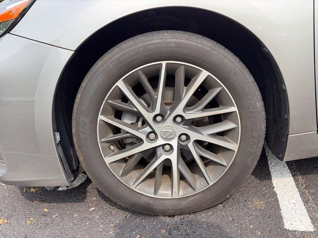 Used 2016 Lexus ES 350 w/ Premium Package w/Wood Trim FWD image 11