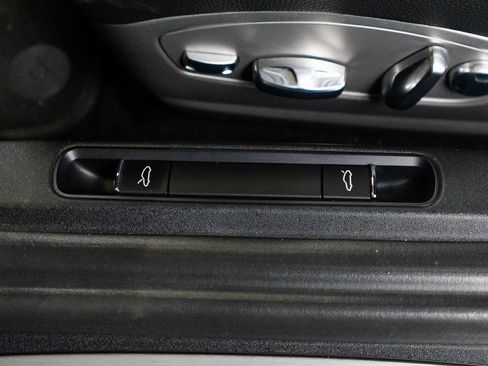 Certified 2018 Porsche 911 Carrera S RWD image 20