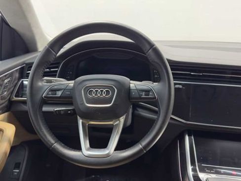 Used 2019 Audi Q8 Prestige w/ Luxury Package AWD/4WD image 20