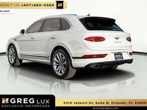 Used 2022 Bentley Bentayga AWD/4WD image 21