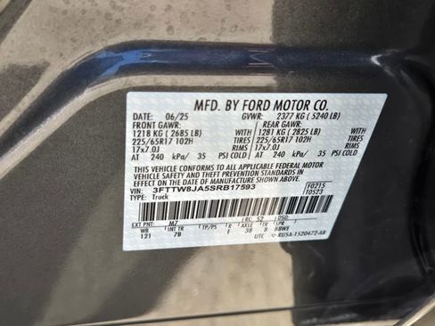 Certified 2025 Ford Maverick XLT w/ Equipment Group 302A image 25