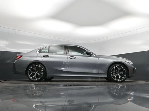 Certified 2026 BMW 330i Sedan RWD image 39