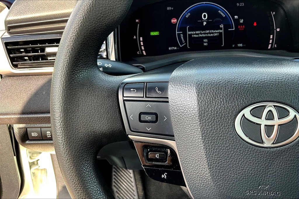 Used 2025 Toyota Camry LE FWD image 12