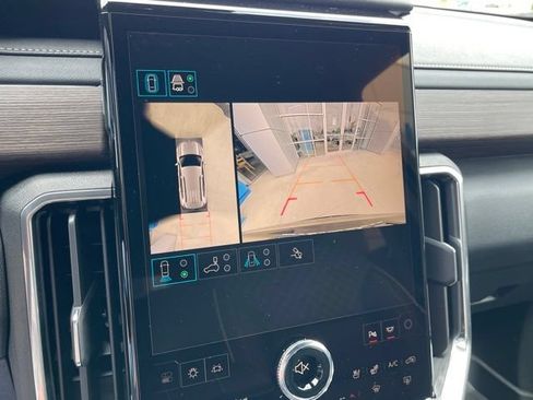New 2026 GMC Acadia Denali w/ Super Cruise Package FWD image 27