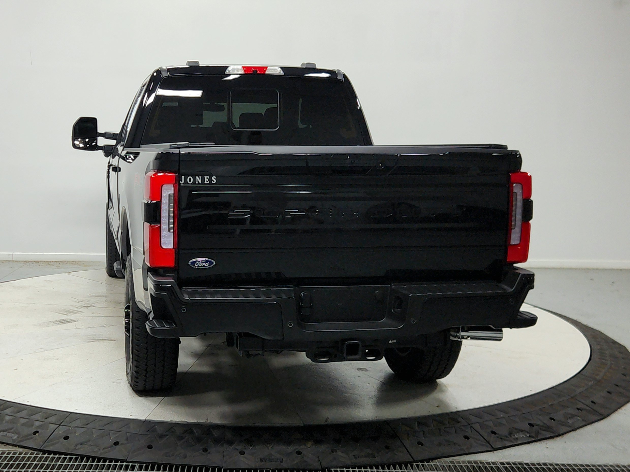 Used 2026 Ford F250 Platinum AWD/4WD image 7