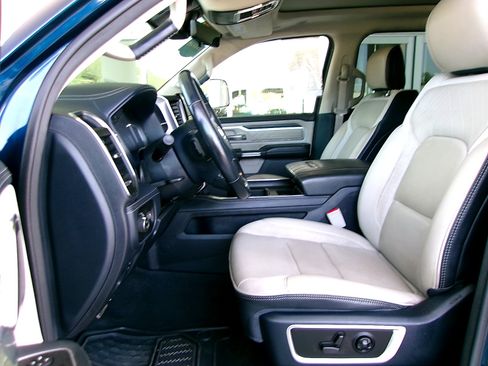 Used 2024 RAM 1500 Limited AWD/4WD image 14