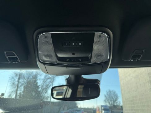 Used 2021 Jeep Grand Cherokee Laredo X image 17