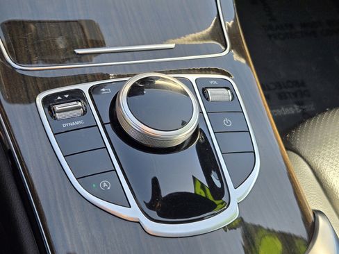 Used 2019 Mercedes-Benz C 300 Sedan image 20