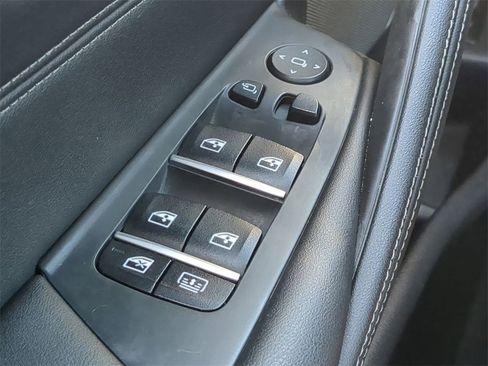 Used 2022 BMW M550i xDrive w/ Executive Package image 26