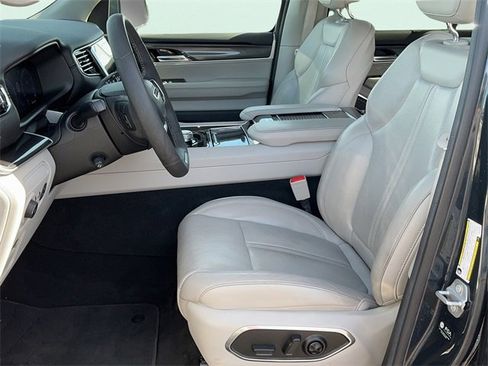 Used 2022 Jeep Wagoneer Series I w/ Convenience Group I image 13