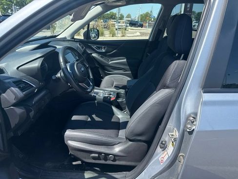 Used 2020 Subaru Forester Premium AWD/4WD image 6