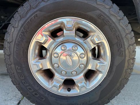 Used 2013 Ford F250 XLT w/ XLT Premium Pkg AWD/4WD image 11