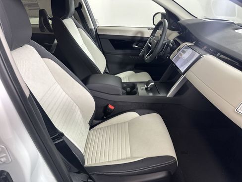 Used 2025 Land Rover Discovery Sport S AWD/4WD image 20