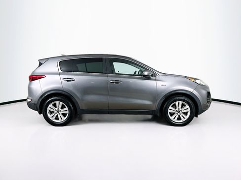 Used 2017 Kia Sportage LX image 10