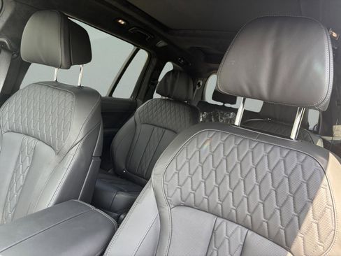 New 2026 BMW X7 M60i image 20