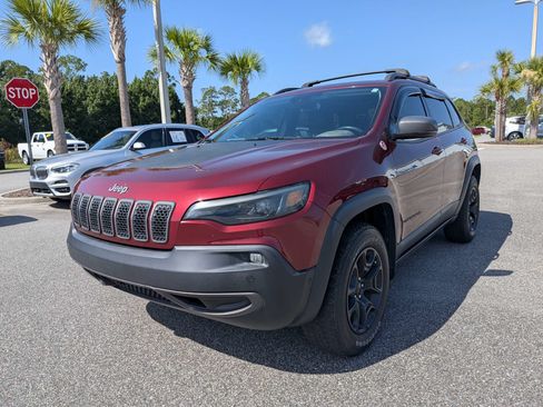 Used 2021 Jeep Cherokee Trailhawk w/ Sun, Sound & Nav Group AWD/4WD image 7