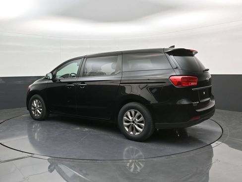 Used 2020 Kia Sedona LX FWD image 5