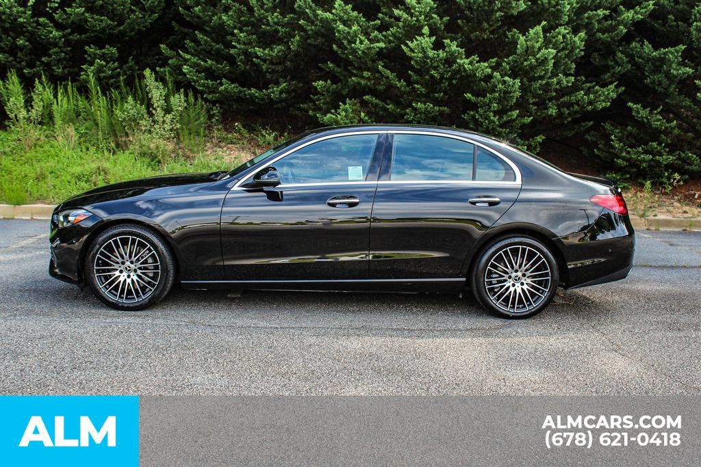 Used 2024 Mercedes-Benz C 300 Sedan image 6