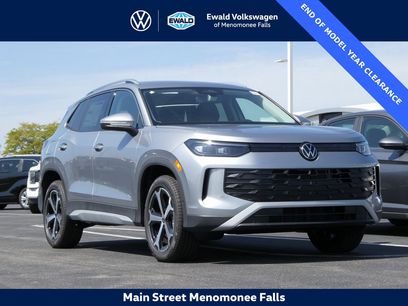 New 2025 Volkswagen Tiguan SE