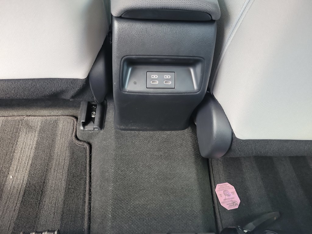 Used 2024 Toyota Corolla LE FWD image 30