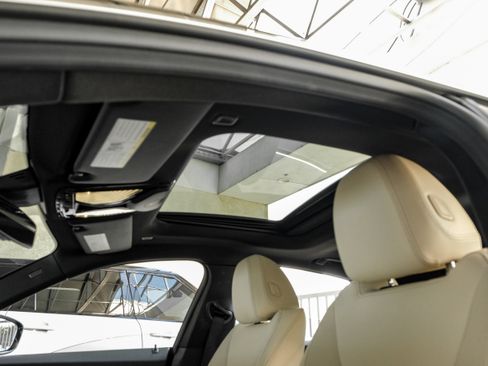 Used 2024 BMW i4 eDrive35 RWD image 4