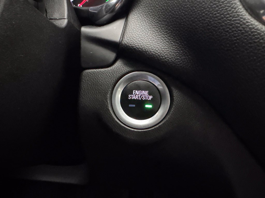 Used 2018 Chevrolet Equinox LT FWD image 27