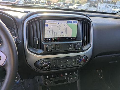 Used 2020 Chevrolet Colorado ZR2 image 24