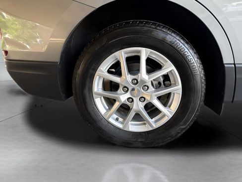 Used 2023 Chevrolet Equinox LT AWD/4WD image 15