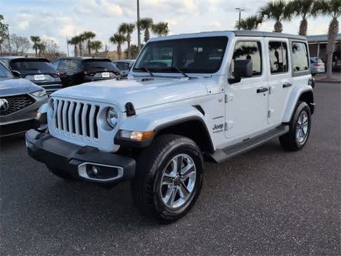 Used 2020 Jeep Wrangler Unlimited Sahara w/ Safety Group image 4