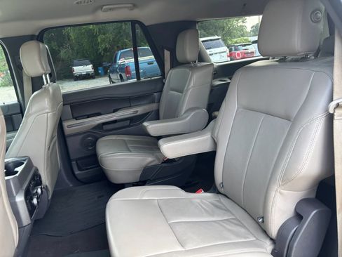 Used 2020 Ford Expedition Max XLT w/ Equipment Group 202A RWD image 14