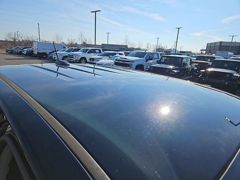 Used 2022 GMC Canyon Elevation w/ Elevation Premium Package image 11