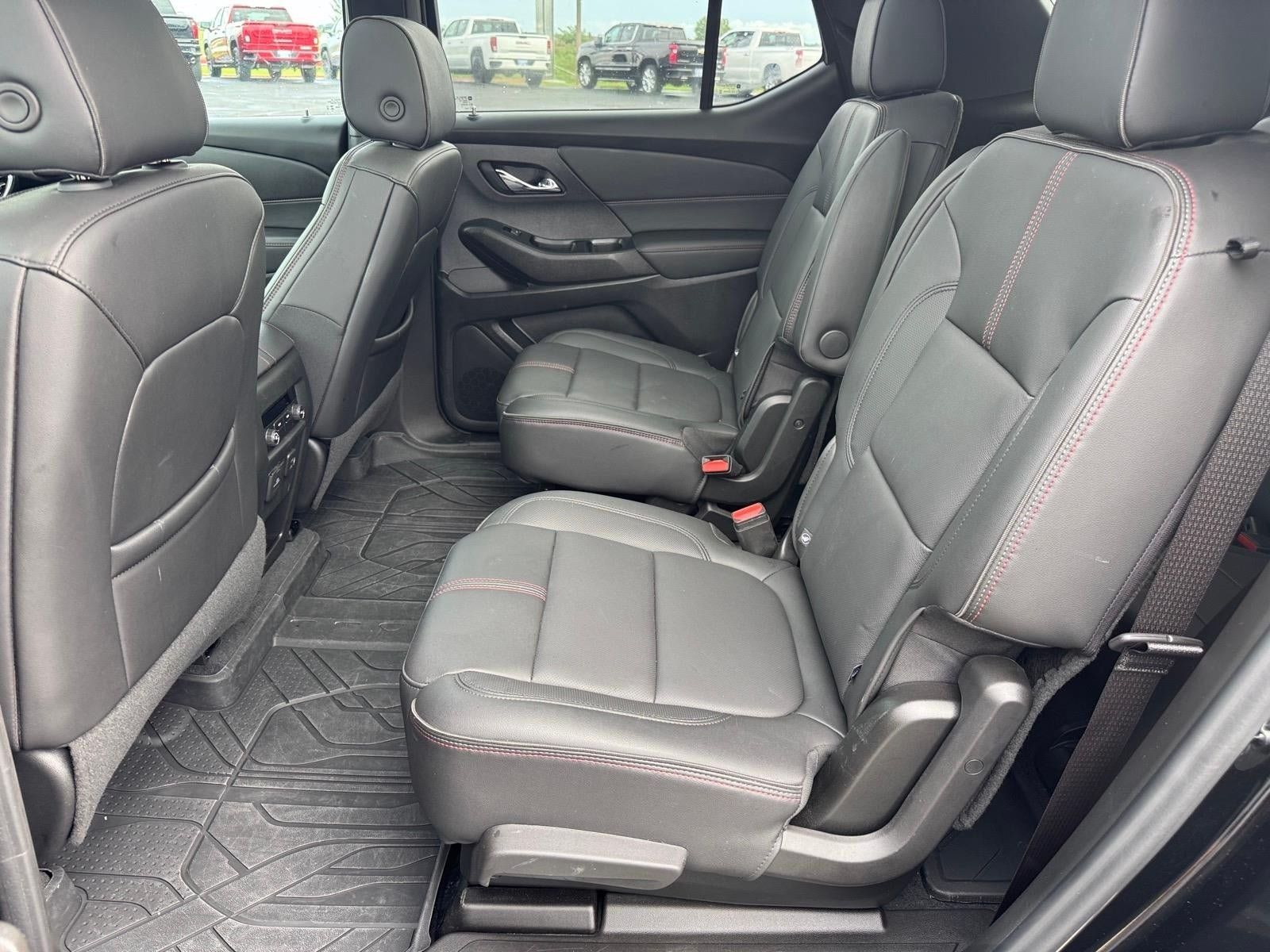 Used 2023 Chevrolet Traverse RS w/ LPO, Floor Liner Package AWD/4WD image 7