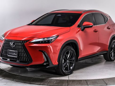 Used 2024 Lexus NX 450h+ AWD w/ Vision Package image 2